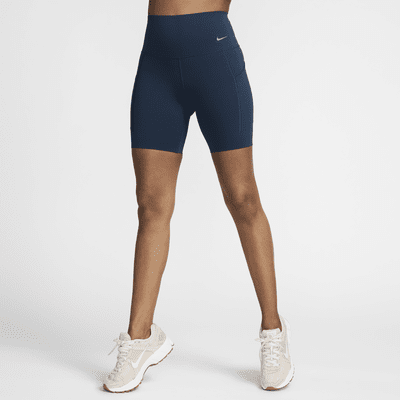 Shorts de ciclismo con bolsillos de 20 cm de tiro alto y media sujeción para mujer Nike Universa