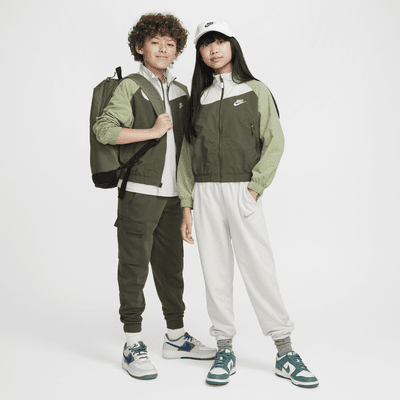 Nike Sportswear Amplify 大童梭織全長式拉鍊外套