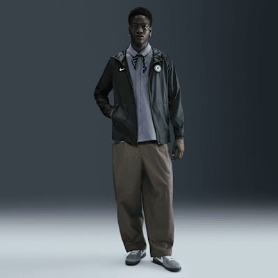 Chelsea FC Academy Pro Chaqueta para la lluvia de fútbol con capucha Nike - Hombre