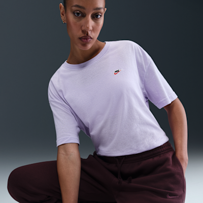 Nike Sportswear Women's T-shirt