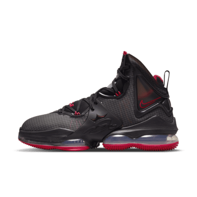 LeBron 19