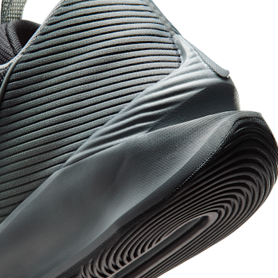 Nike G.T. Jump Academy Basketball Shoes