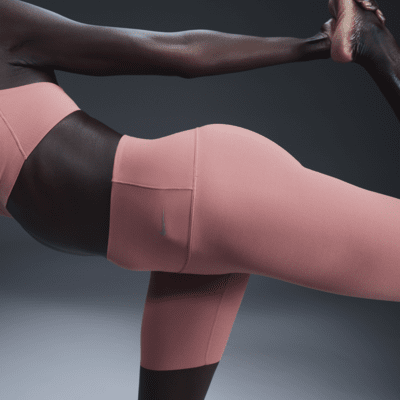 Nike Zenvy Pantalón corto de ciclismo de 20 cm de talle alto y sujeción ligera - Mujer