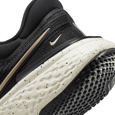 Tenis de correr en carretera para mujer Nike Invincible