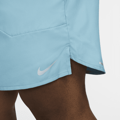 Short de running avec sous-short intégré Dri-FIT Nike Stride 13 cm pour homme