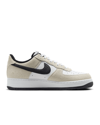 Nike Air Force 1 '07 LV8
