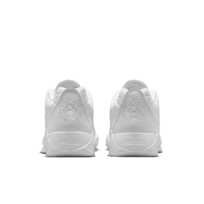 LeBron Witness 9 Basketball Shoes