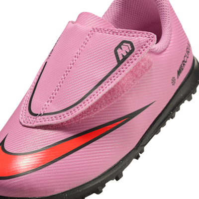 Tacos de fútbol para pasto sintético (turf) de corte low para niños de preescolar Nike Jr. Mercurial Vapor 16 Club