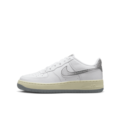 Nike Air Force 1 LV8 3 Older Kids' Shoes