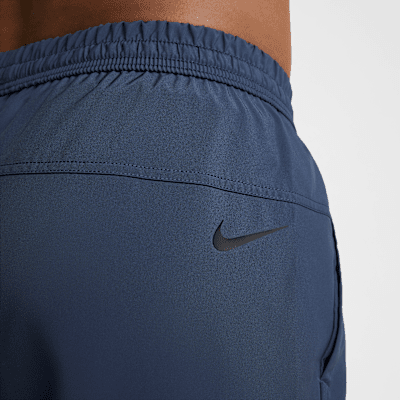 Nike Form Shorts versátiles Dri-FIT de 18 cm sin forro para hombre