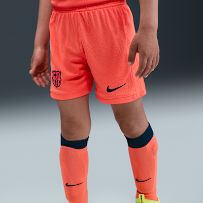 FC Barcelona 2025/26 Stadyum Üçüncü Nike Dri-FIT Total 90 3 Parça Küçük Çocuk Futbol Forması