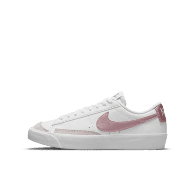 nike blazer low platinum