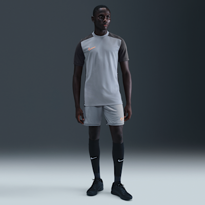 Nike Academy Dri-FIT Kurzarm-Fußballoberteil (Herren)