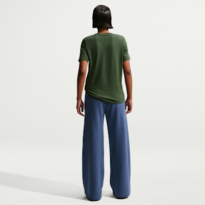 Nike Sportswear Club Fleece Women's Mid-Rise Wide-Leg Sweatpants