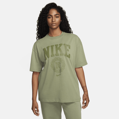 Nike Sportswear Women's Essentials Boxy T-shirt Black / White