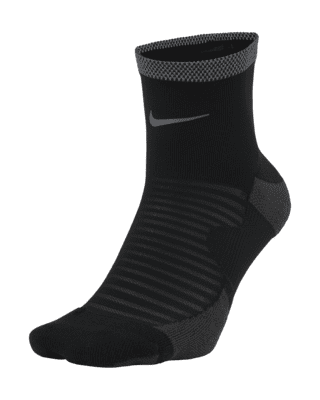 Nike Dri-FIT Spark Cushioned Ankle Running Socks. Nike JP