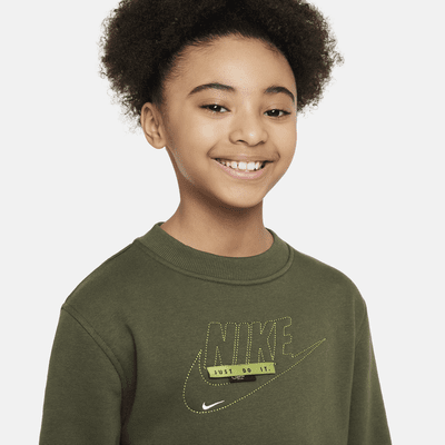 Nike Sportswear Club Big Kids' Crew-Neck Sweatshirt. Nike JP