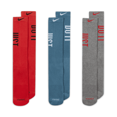 Nike Everyday Plus Cushioned Training Crew Socks (3 Pairs)