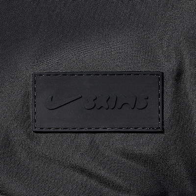 Bolsa de gimnasio acolchada NikeSKIMS