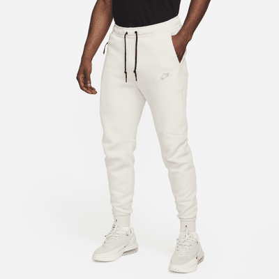 Joggingbyxor Nike Sportswear Tech Fleece för män