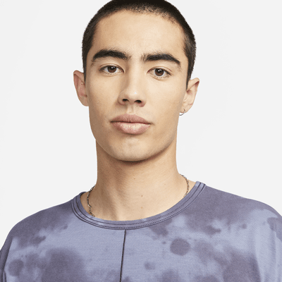 Nike Dri-FIT 男款滿版印花短袖瑜伽上衣