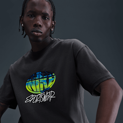 Nike Sportswear Men's Max90 T-Shirt