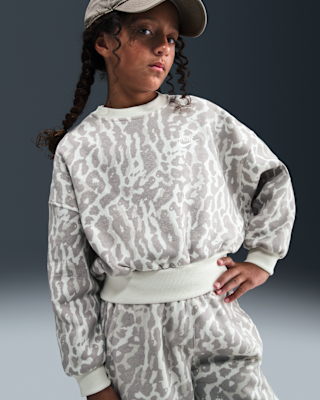 Детский свитшот Nike Sportswear Club Fleece Big Kids' (Girls') Boxy Printed Crewneck