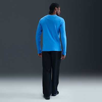 Nike Sportswear Men's Long-Sleeve T-Shirt
