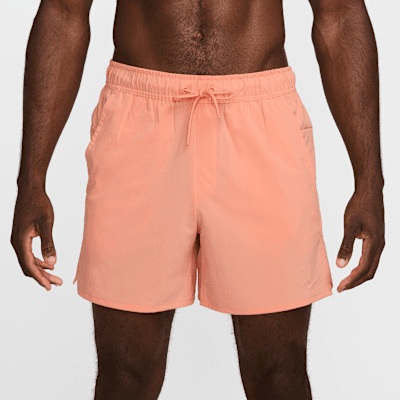 Shorts versátiles sin forro Dri-FIT de 13 cm para hombre Nike Unlimited