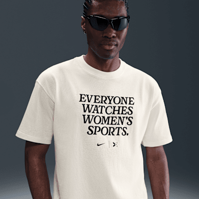 Camiseta Nike Everyone Watches Women's Sports™ de TOGETHXR