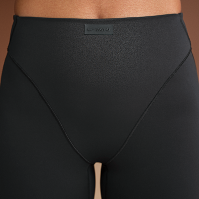 NikeSKIMS Matte Women's High-Waisted V-Panel Straight Leggings