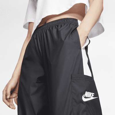 Nike Sportswear Women's Woven Pants. Nike JP