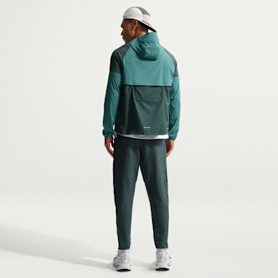 Nike Impossibly Light Windrunner Laufjacke (Herren)