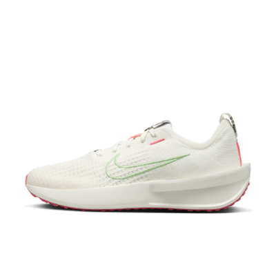 Nike Interact Run Women's Road Running Shoes