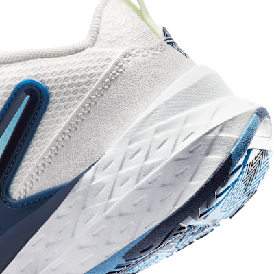 Nike Team Hustle D 12 Younger Kids' Shoes