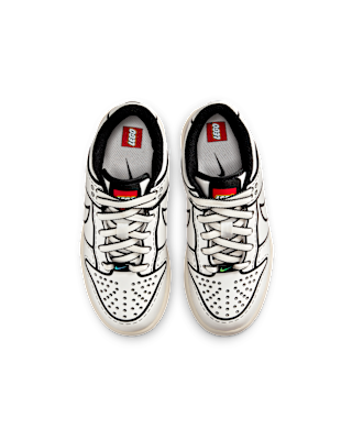 Nike Dunk 低筒鞋 x 樂高® 系列