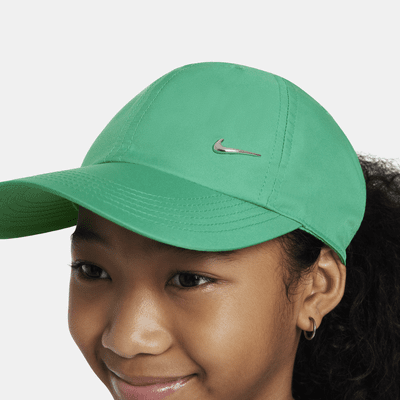 Nike Dri-FIT Club ongestructureerde pet met metalen Swoosh voor kids