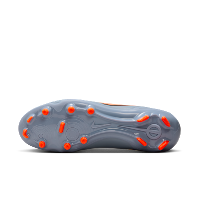 Nike Tiempo Legend 10 Club Multi-Ground Low-Top Football Boot