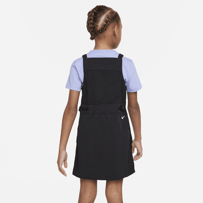 Vestido sustentable para niña talla pequeña Nike ACG Utility Dress