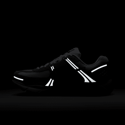 Nike Zoom Vomero 5 Men's Shoes