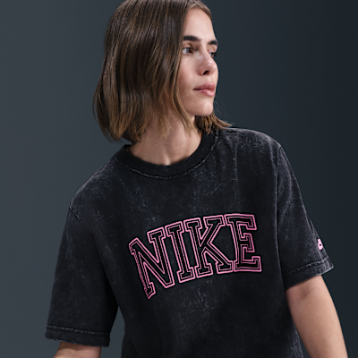Playera de ajuste holgado Nike Sportswear Classics para mujer