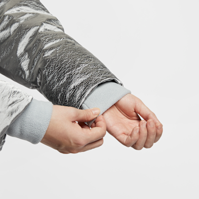 Nike Sportswear Swoosh Series