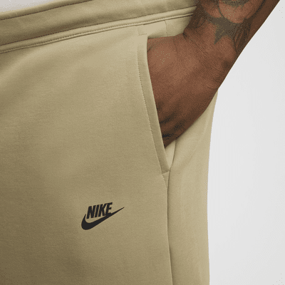 Nike Sportswear Tech Fleece férfi rövidnadrág