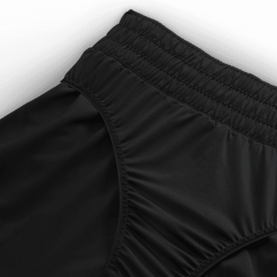 Nike One Dri-FIT damesshorts met halfhoge taille, graphic en binnenbroekje