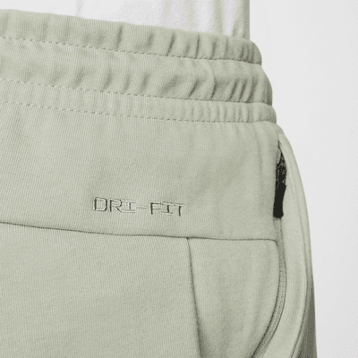 Pants Dri-FIT entallados versátiles con protección UV para hombre Nike Primary