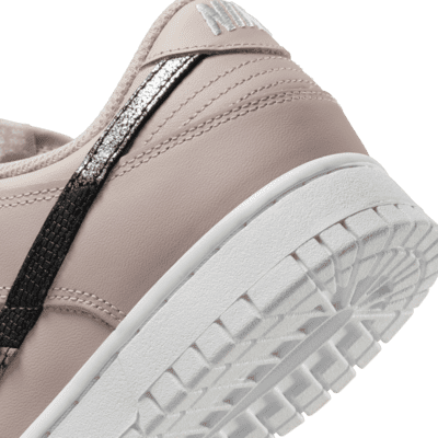 Calzado para mujer Nike Dunk Low SE