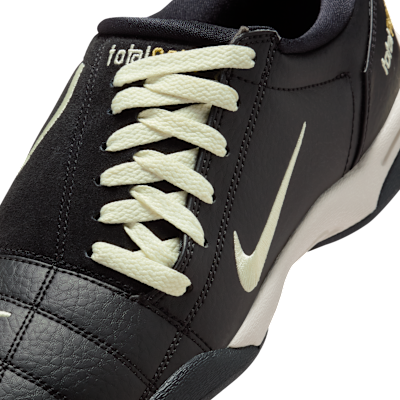 Chaussure Nike Total 90 pour homme