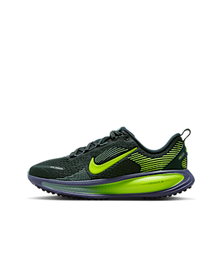 Детские кроссовки Nike Vomero 18 Big Kids' Road для бега