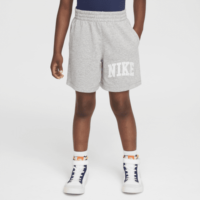 Shorts de French Terry con aplique para niños talla pequeña Nike Sportswear Club