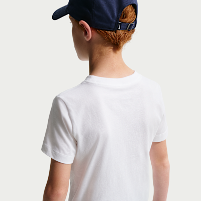 Nike Sportswear Older Kids' T-Shirt